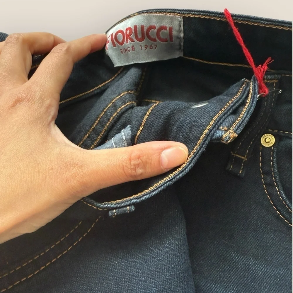 Fiorucci - Dark Wash Skinny Leg Jeans – Size 26 IT (US 2), NWT